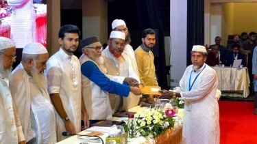 শাপলা চত্বর ও ২০২১ আন্দোলনের শহীদ পরিবার পেল ৭ কোটি ৭০ লাখ টাকার সহায়তা