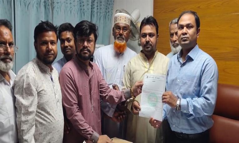 ঠাকুরগাঁওয়ে সার সংকট নিরসনে এনসিপির স্মারকলিপি