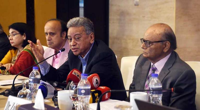 বিএনপি কখনো রাজনৈতিক বিবেচনায় বাংলাদেশ ব্যাংকে নিয়োগ দেয়নি: আমীর খসরু