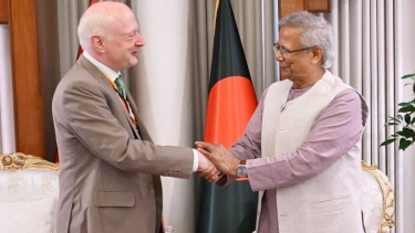 প্রধান উপদেষ্টার সঙ্গে জার্মানির নবনিযুক্ত রাষ্ট্রদূতের সাক্ষাৎ