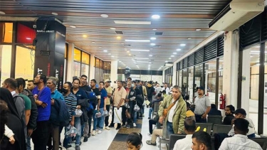 লিবিয়া থেকে ফিরল ৩০৯ বাংলাদেশি