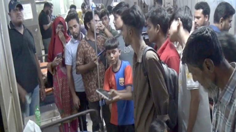 নারায়ণগঞ্জে ধর্ষণের অভিযোগে যুবককে পিটিয়ে হত্যা