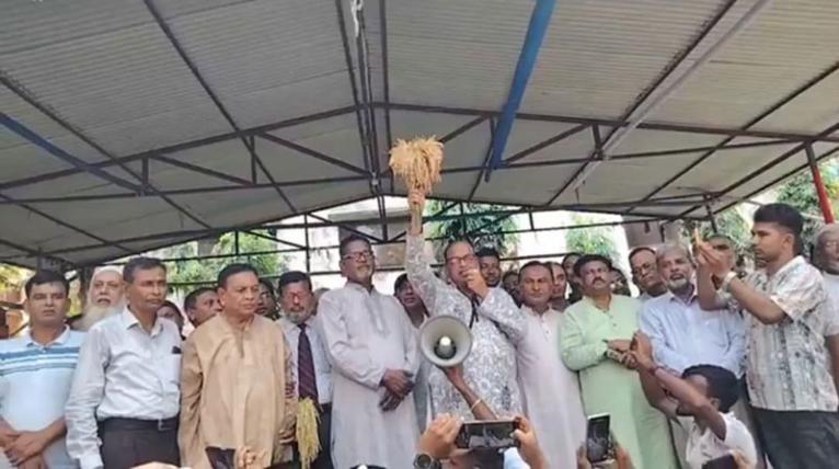 কেউ উচ্চ আকাঙ্ক্ষা করবেন না: নেতাকর্মীদেরকে দুদু