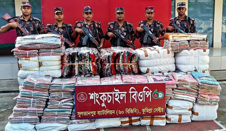 ব্রাহ্মণবাড়িয়ায় বিজিবির অভিযানে কোটি টাকার ভারতীয় পণ্য আটক