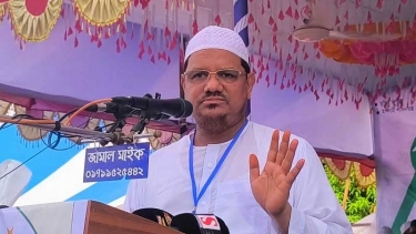 নির্বাচনের আগেই জুলাই সনদের আইনি ভিত্তি দিতে হবে: চরমোনাই পীর