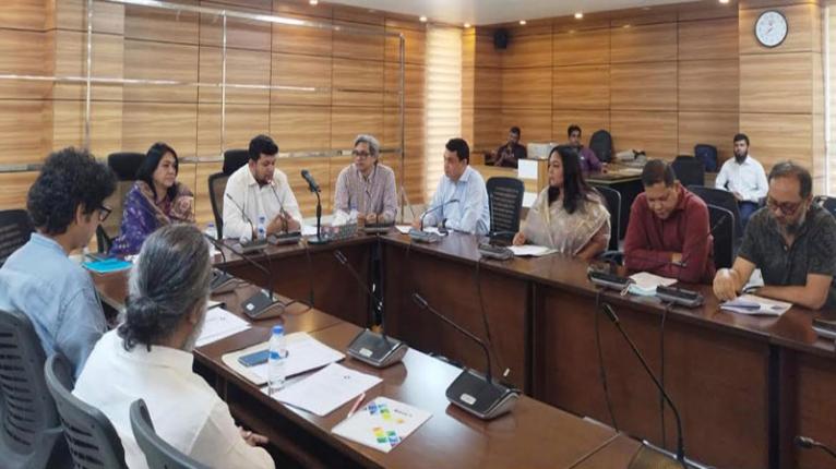 সরকারি অনুদানপ্রাপ্ত চলচ্চিত্রের নির্মাণশৈলী উন্নত করতে হবে : তথ্য উপদেষ্টা