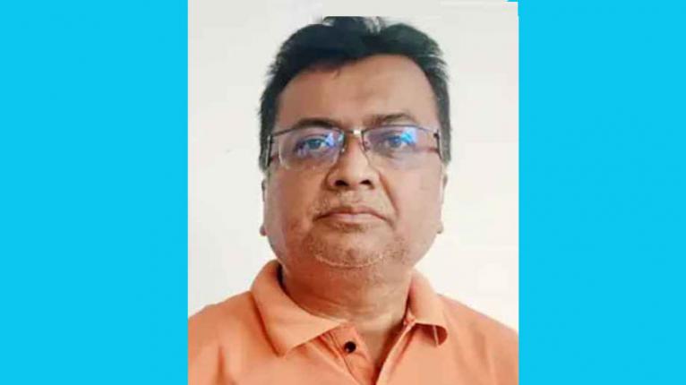 ভারতে পালানোর সময় শামীম ওসমানের সহযোগী আজিজ ধরা  Copied from: https://rtvonline.com/
