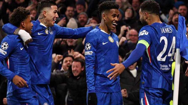 বার্সেলোনাকে উড়িয়ে দিলো চেলসি