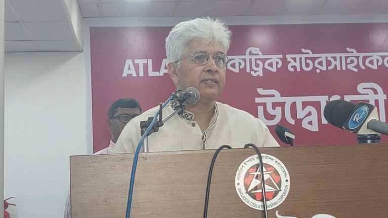 পরিবেশবান্ধব যানবাহন ব্যবস্থা প্রবর্তনে সরকার প্রতিশ্রুতিবদ্ধ: উপদেষ্টা আদিলুর