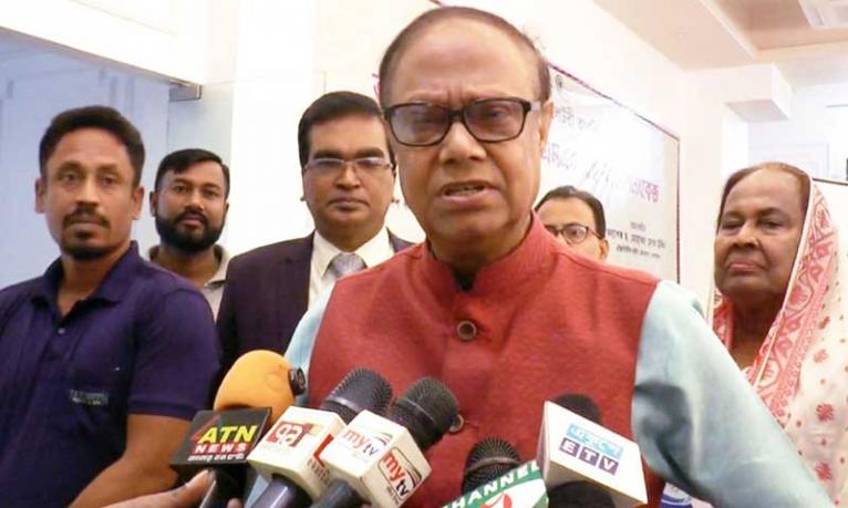 রাজনীতি স্থিতিশীল থাকলে অর্থনীতি ভালোভাবে চলবে : গভর্নর