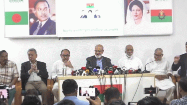 সনদের বাইরে গিয়ে সিদ্ধান্ত নিলে দায় সরকারের