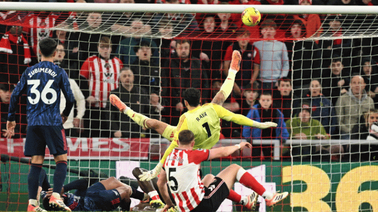 ৮ ম্যাচ পর গোল হজম করলো আর্সেনাল, চেলসির জয়