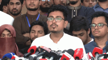 ফ্যাসিবাদী আমলে বিশ্ববিদ্যালয় ক্যাম্পাস ছিল ক্যান্টনমেন্ট: সাদিক কায়েম