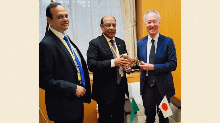 জাপানের ভাইস-মিনিস্টারের সঙ্গে সিনিয়র সচিব ড. নেয়ামত উল্যা ভূঁইয়ার সাক্ষাৎ