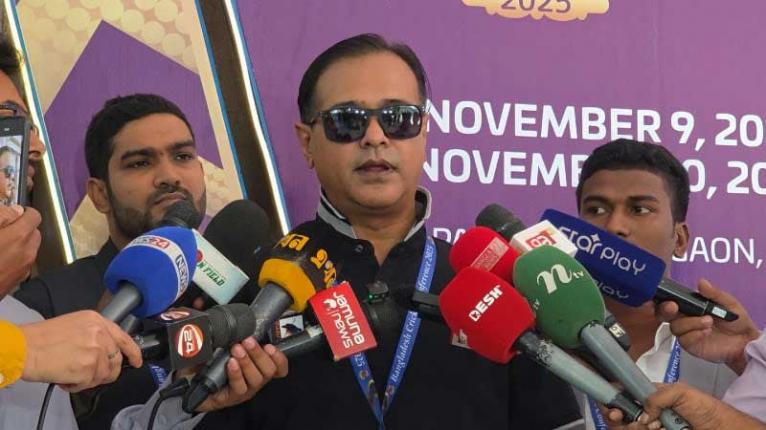 প্রয়োজনে ফুটবলের সঙ্গে মারামারি করব: বিসিবি পরিচালক আসিফ