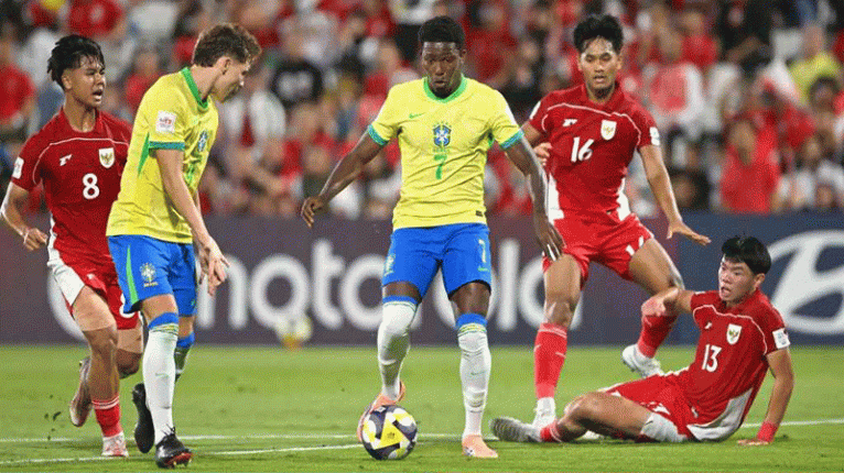 ইন্দোনেশিয়াকে উড়িয়ে শেষ ষোলোতে ব্রাজিল