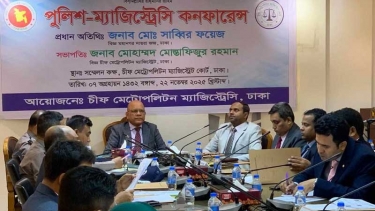 মানুষ ক্ষমতা দেখতে চায় না, দায়িত্ব পালন দেখতে চায়