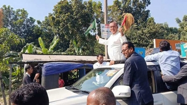 ফরিদপুর ১ আসনে বিএনপি নেতার মোটর শোভাযাত্রা