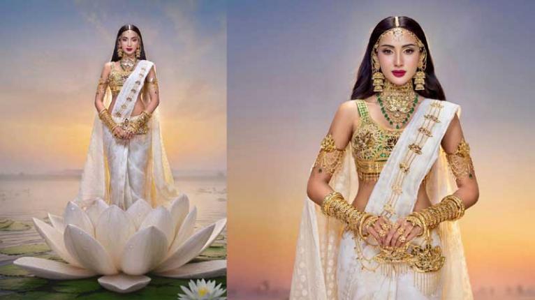 জামদানি আর শাপলা ফুলে বাংলাদেশকে তুলে ধরলেন মিথিলা