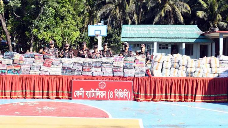 সীমান্তে কোটি টাকার ভারতীয় পণ্য জব্দ