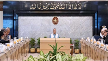 দেশজুড়ে ভবন ও নির্মাণ কাজ অনুমোদনের জন্য পৃথক কর্তৃপক্ষ গঠনের নির্দেশ প্রধান উপদেষ্টার