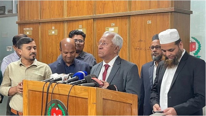 একই দিনে সংসদ নির্বাচন ও গণভোট আয়োজনের প্রস্তুতি নিচ্ছে কমিশন : ইসি সচিব