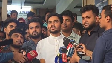 ঢাকা থেকে নির্বাচনে প্রতিদ্বন্দ্বিতা করবেন আসিফ মাহমুদ