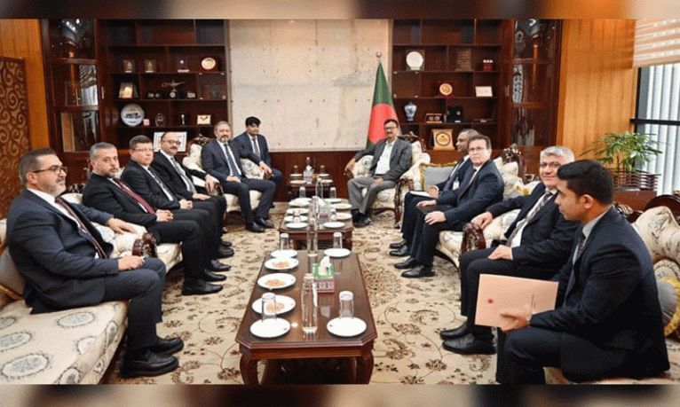 বাণিজ্য ও প্রতিরক্ষা খাতে তুরস্কের সঙ্গে সহযোগিতা বাড়াতে চায় বাংলাদেশ : পররাষ্ট্র উপদেষ্টা