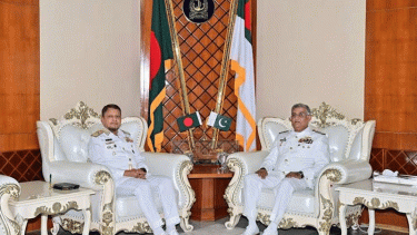 বাংলাদেশ সফরে পাকিস্তান নৌবাহিনী প্রধান