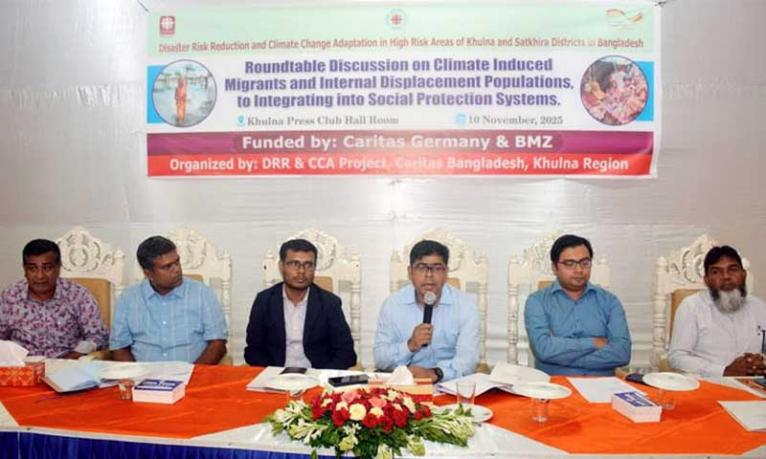 জলবায়ু-উদ্বাস্তুদের জাতীয় সামাজিক সুরক্ষা কাঠামোয় অন্তর্ভুক্তির আহ্বান