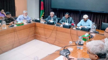 প্রবাসীদের ভোটাধিকার নিশ্চিতে কাজ করছে ইসি : সানাউল্লাহ