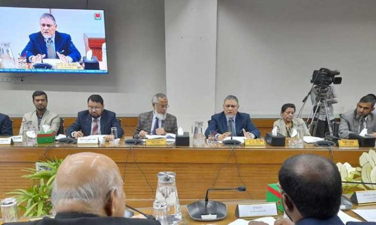 গ্রহণযোগ্য নির্বাচনের জন্য রাজনৈতিক দলগুলোর সহযোগিতা প্রয়োজন : সিইসি