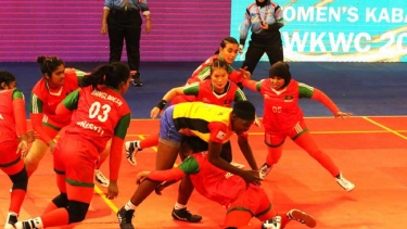 স্বাগতিক বাংলাদেশের শুভ সূচনা