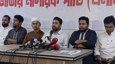 এক মাসের মধ্যে শেখ হাসিনার বিরুদ্ধে দেওয়া রায় কার্যকরের দাবি নাহিদের