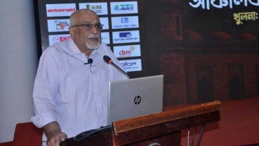 জনগণের আস্থা পুনরুদ্ধারে আরও বলিষ্ঠ ও স্বচ্ছ ভূমিকা রাখার আহ্বান ড. দেবপ্রিয় ভট্টাচার্যের