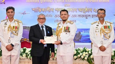 সশস্ত্র বাহিনী দিবসে নৌবাহিনীর খেতাবপ্রাপ্ত মুক্তিযোদ্ধাদের সংবর্ধনা