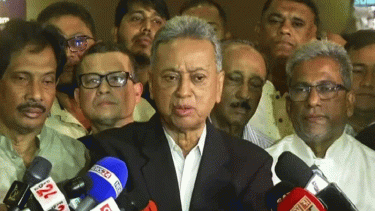 জনগণ ভোট দিয়ে প্রতিনিধি নির্বাচনের জন্য অপেক্ষা করছে: আমীর খসরু