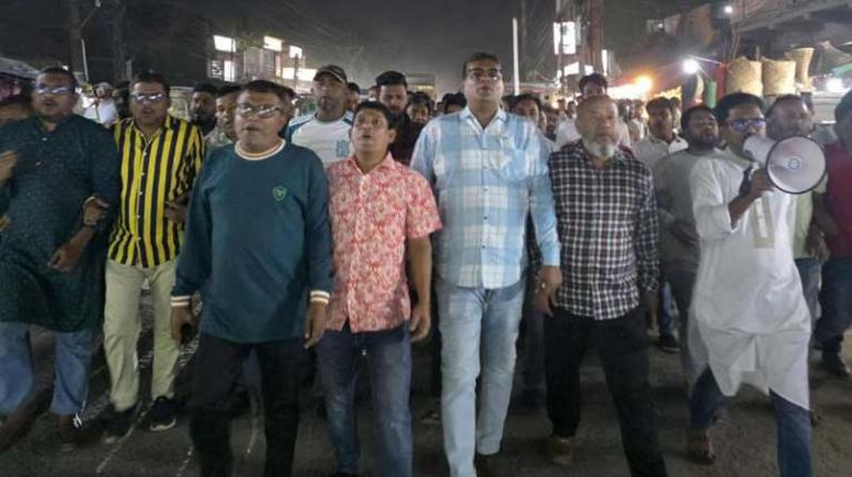 আওয়ামী লীগের নাশকতা ঠেকাতে ফতুল্লায় বিএনপির বিক্ষোভ মিছিল