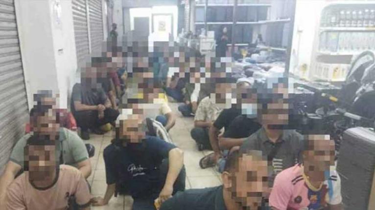 মালয়েশিয়ায় বাংলাদেশিসহ ১২৪ অভিবাসী আটক