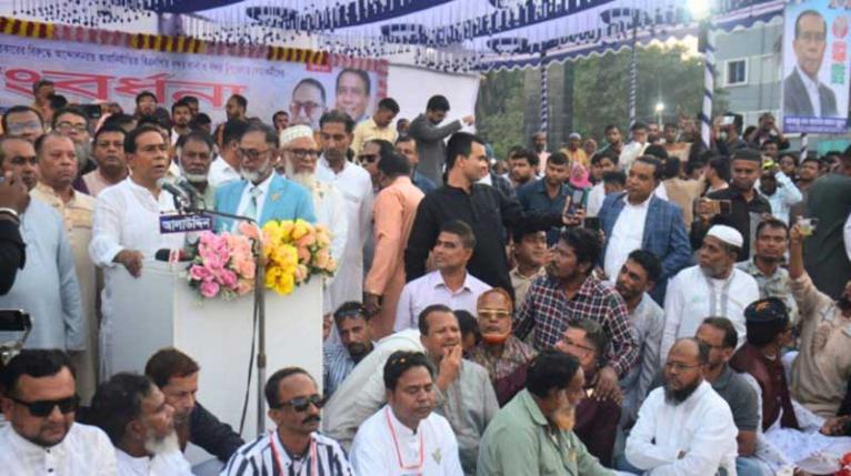 কেউ কেউ ফেসবুকে এগিয়ে আছে, আমরা মানুষের কাছে: মাসুদুজ্জামান