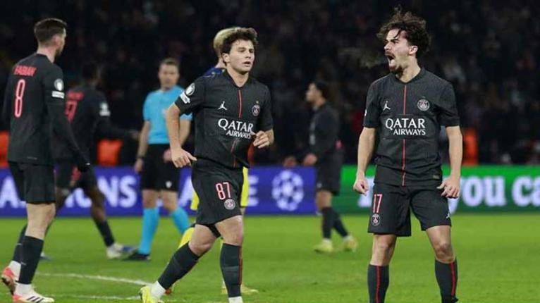 গোলের ঝড়ে মাঠ কাঁপাল পিএসজি