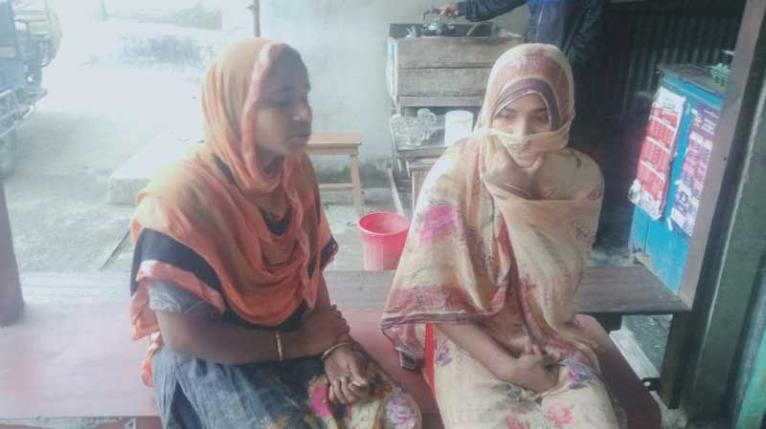 বন্দরে তুচ্ছ ঘটনায় হামলা, একই পরিবারের ৪ জন আহত