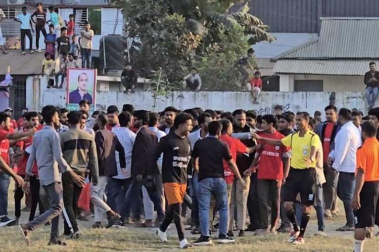 গোল বিতর্কে রূপগঞ্জে সংঘর্ষ, আহত ৫