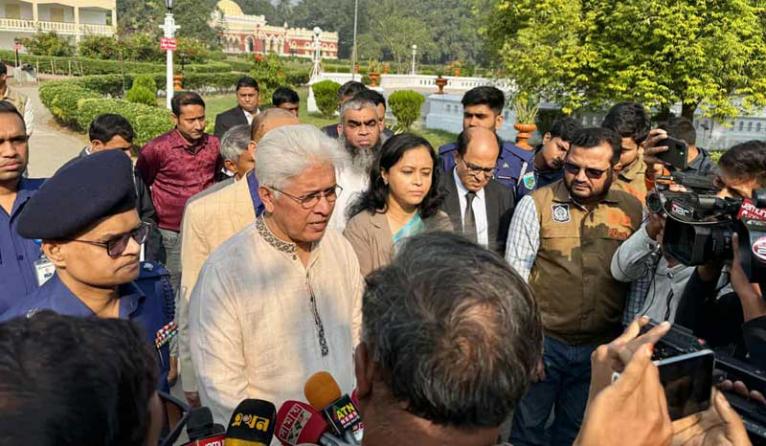 টিসিবির মাধ্যমে দেশীয় চিনি বিক্রি শুরু হয়েছে এবং তা চলমান থাকবে’ - শিল্প উপদেষ্টা