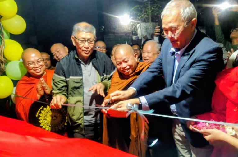 ঢাকা মিরপুর শাক্যমুনি বৌদ্ধ বিহার নির্মাণে ভিত্তিপ্রস্তর স্থাপন করেন সুপ্রদীপ চাকমা