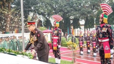 বিজয় দিবসে মহান মুক্তিযুদ্ধের বীর শহীদদের প্রতি বিজিবি মহাপরিচালকের শ্রদ্ধা