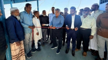 ভোলায় আনন্দ বাজার লঞ্চঘাটের উদ্বোধন করেছেন নৌপরিবহন উপদেষ্টা