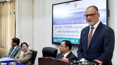 পাট খাতের ভুলের পুনরাবৃত্তি বস্ত্র খাতে হবে না : বাণিজ্য উপদেষ্টা