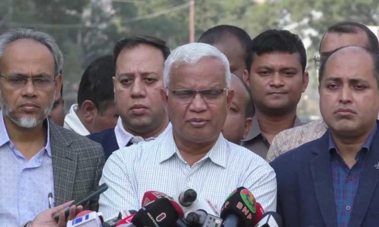 খালেদা জিয়ার শারীরিক অবস্থা আগের মতোই স্থিতিশীল : ডা. জাহিদ