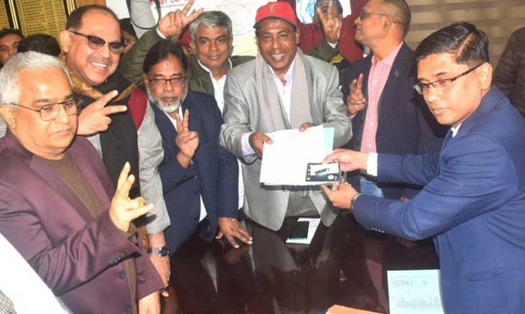 তারেক রহমানের পক্ষে মনোনয়ন ফরম উত্তোলন